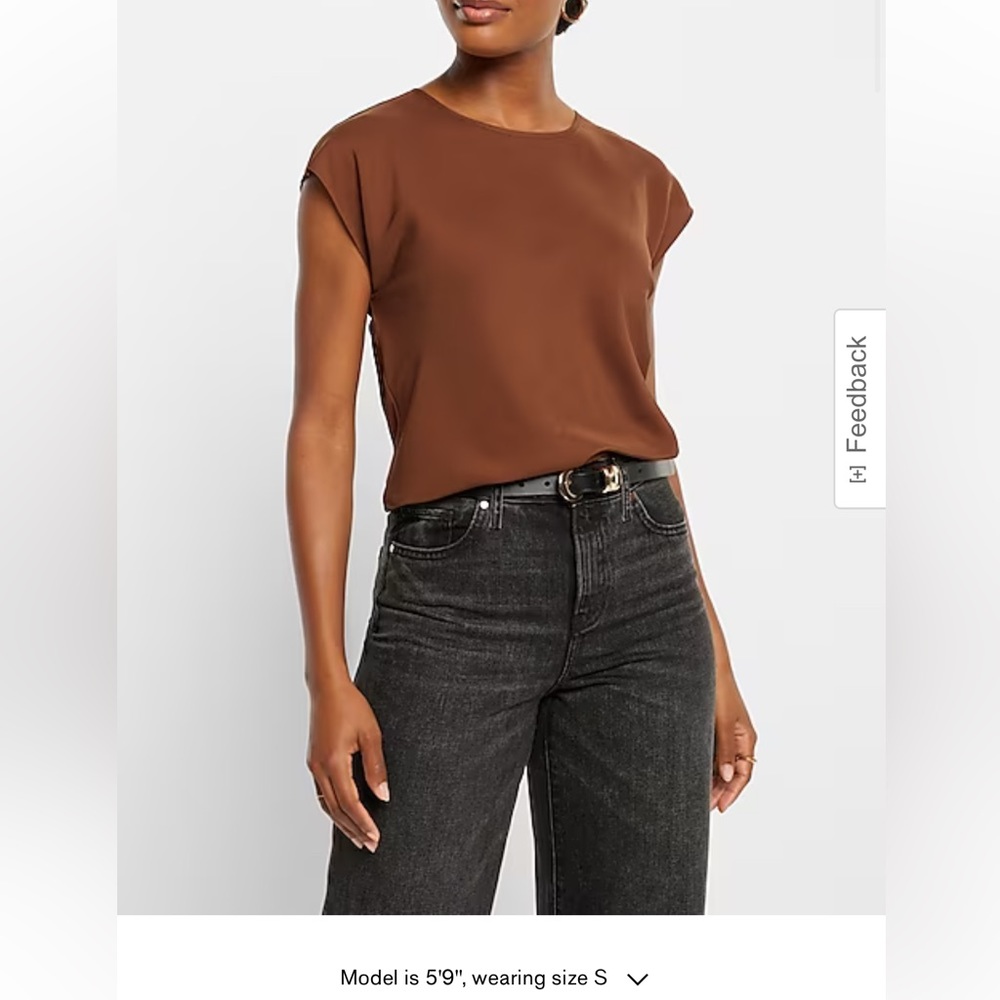 🎁🎀🌟 NWT Express Crew Neck Gramercy Tee